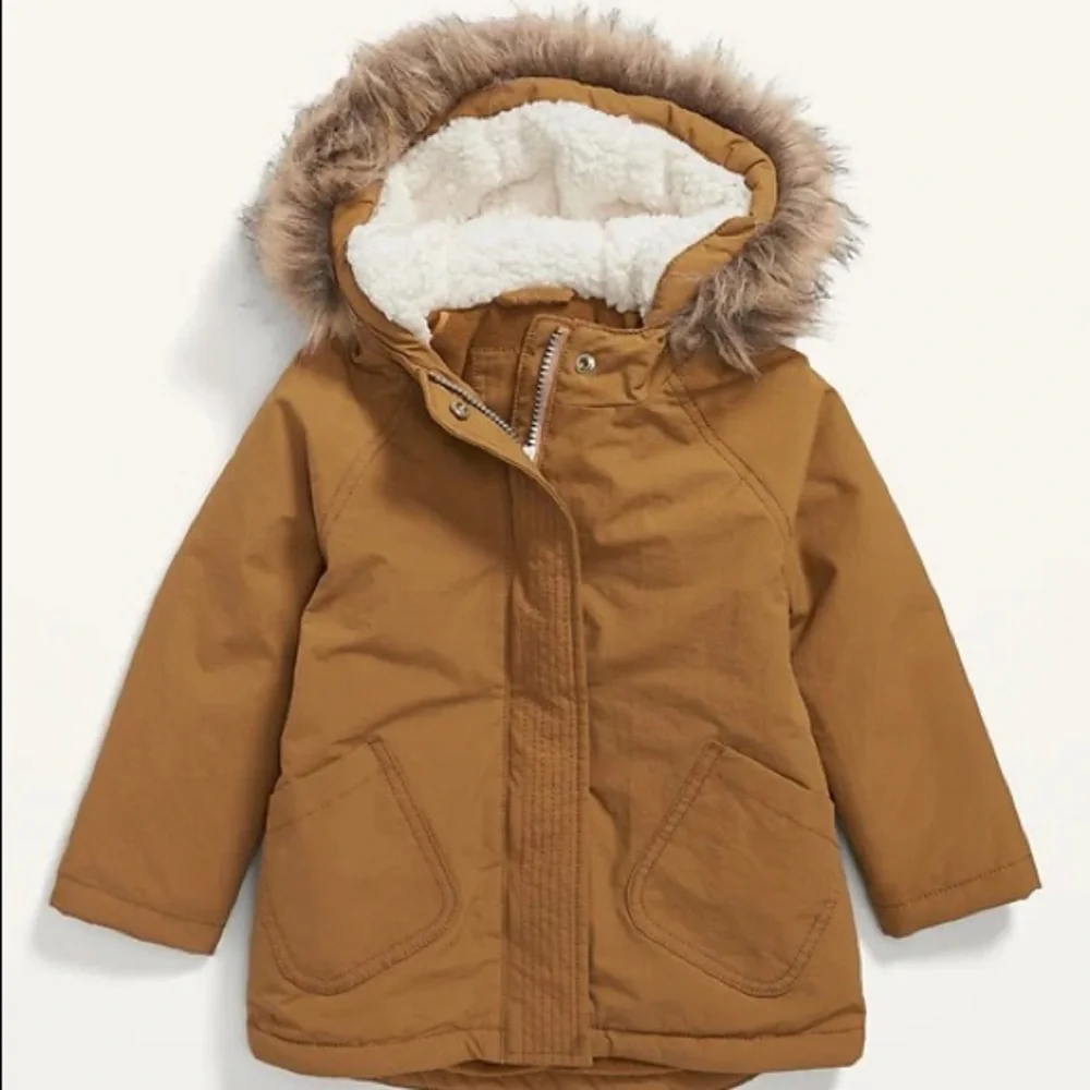 OLD NAVY Unisex Faux Fur Trim Hooded Parka Coat‎ 12-18M NWT Plush Sherpa Lining